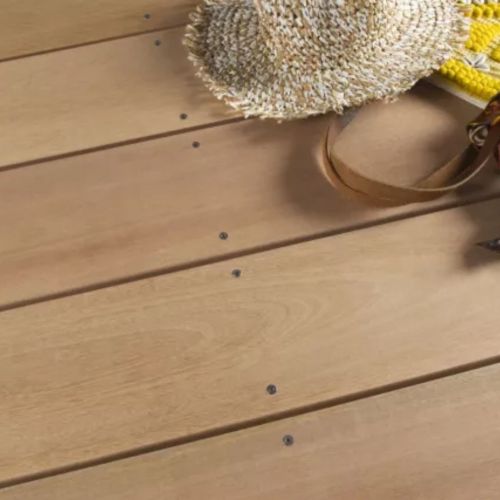 Hardhouten Vlonderplank Kapur 27x190mm v-groeven FSC®100% 488cm